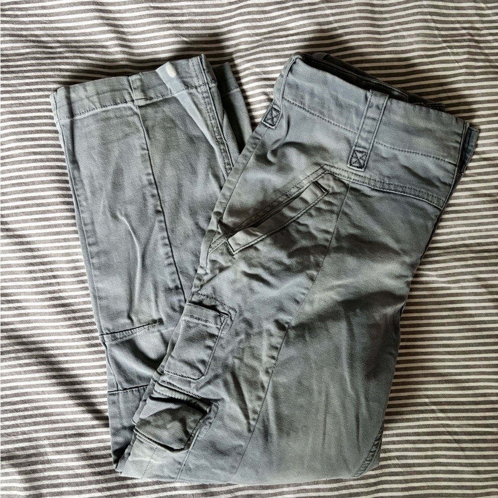 Anthropologie Women’s Cargo Barrelish high rise light Charcoal distressed Jeans
